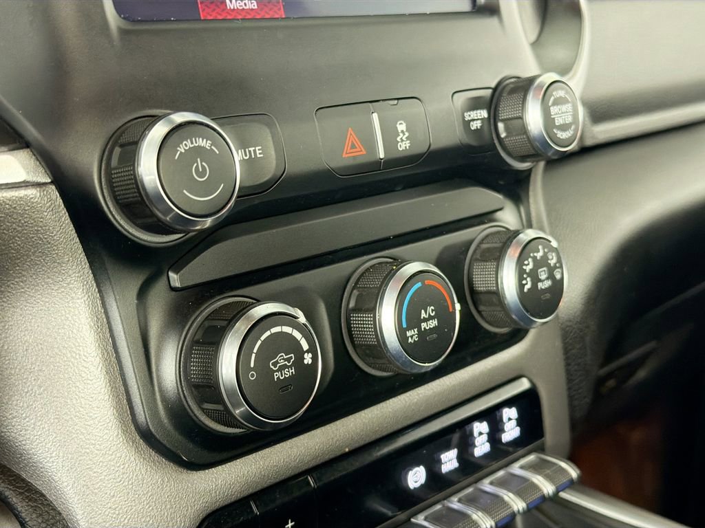 Used 2024 RAM 2500 Big Horn w/ Off Road Package image 15