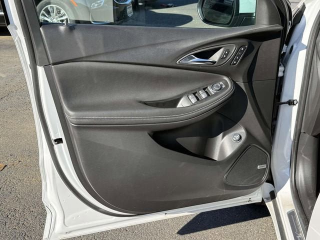New 2024 Buick Encore GX Avenir w/ Avenir Technology Package image 8