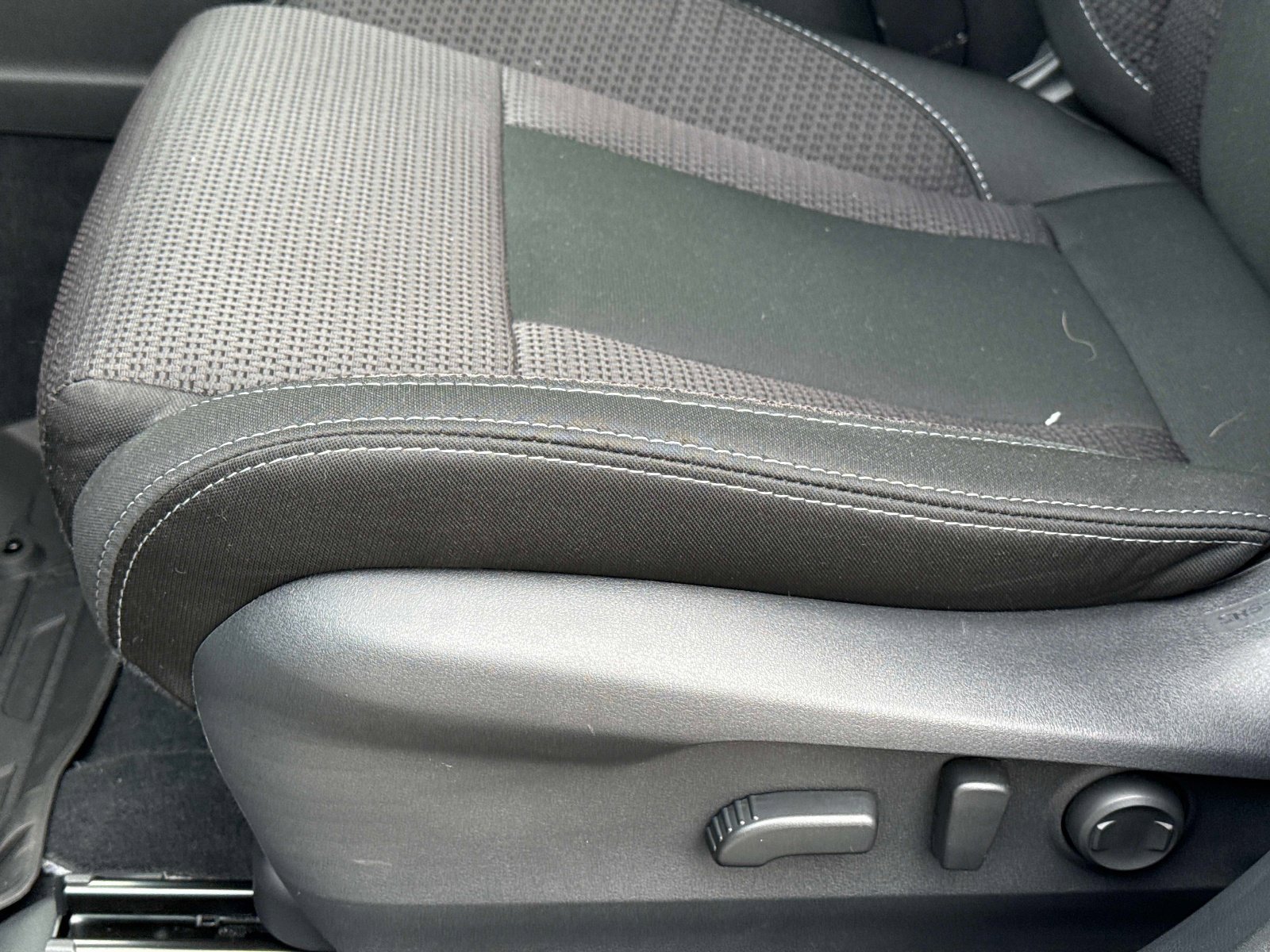 Used 2024 Subaru Outback Premium w/ Popular Package #1A image 21