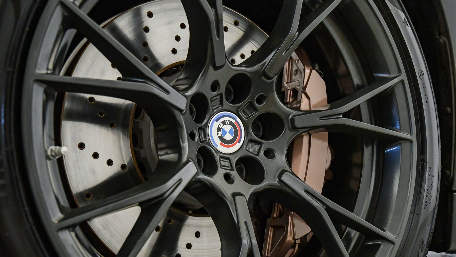 Used 2023 BMW M5 w/ Competition Package image 12