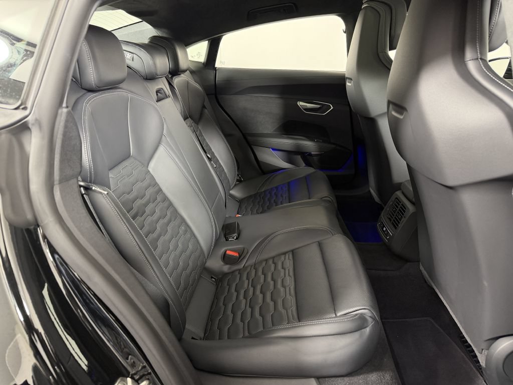 Used 2025 Audi S e-tron GT Prestige w/ Prestige Package AWD/4WD image 21