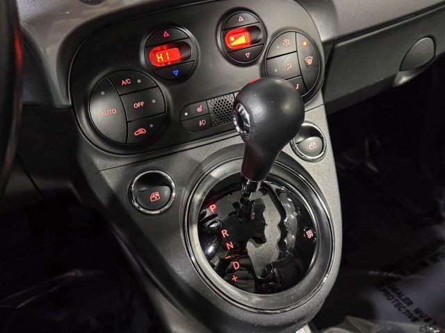 Used 2017 FIAT 500 Lounge image 25