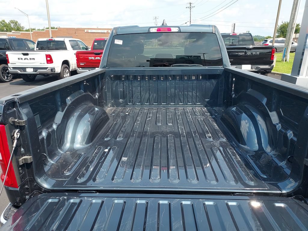 New 2026 RAM 1500 Big Horn AWD/4WD image 9