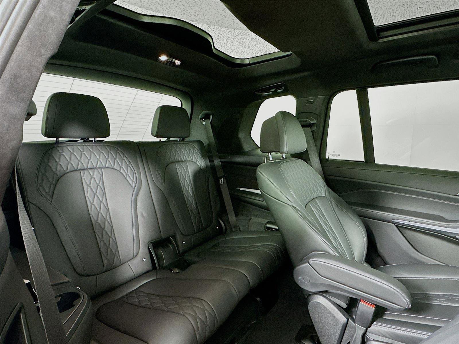 Certified 2024 BMW X7 M60i w/ Executive Package image 29