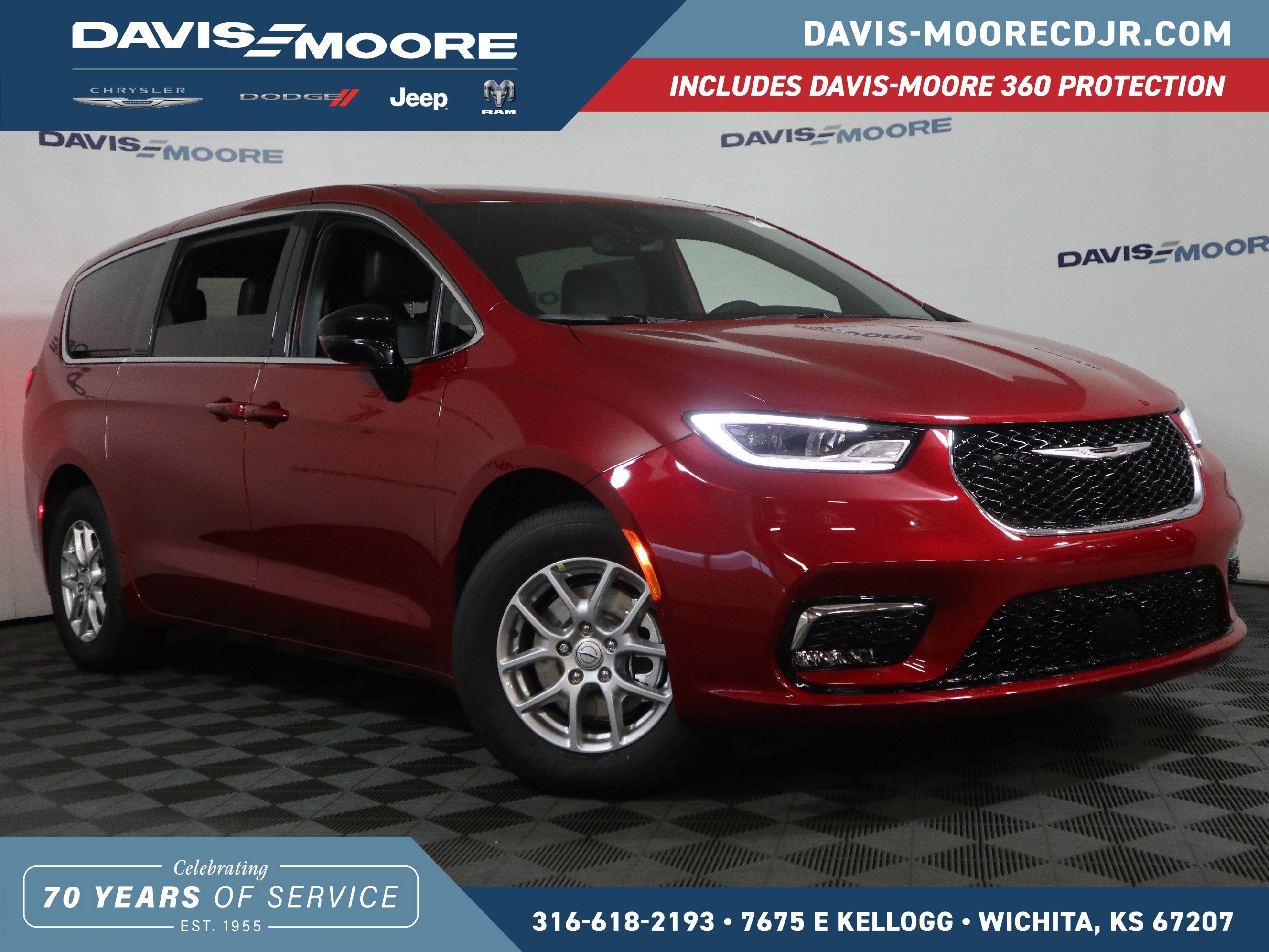 New 2026 Chrysler Pacifica Select video 1