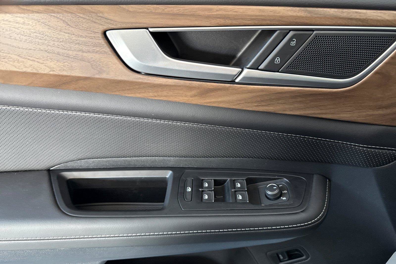 New 2026 Volkswagen Atlas SE AWD/4WD image 10