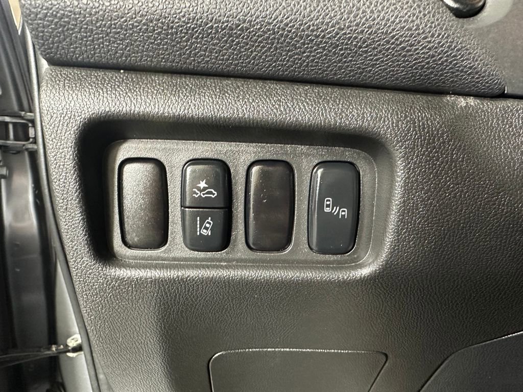 Used 2024 Mitsubishi Outlander Sport AWD image 24