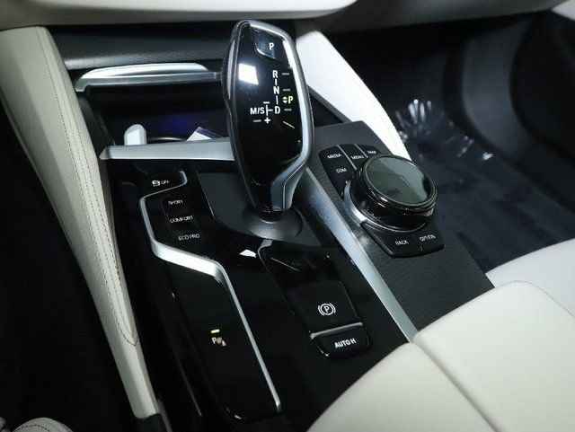 Certified 2023 BMW 540i xDrive w/ Executive Package image 29