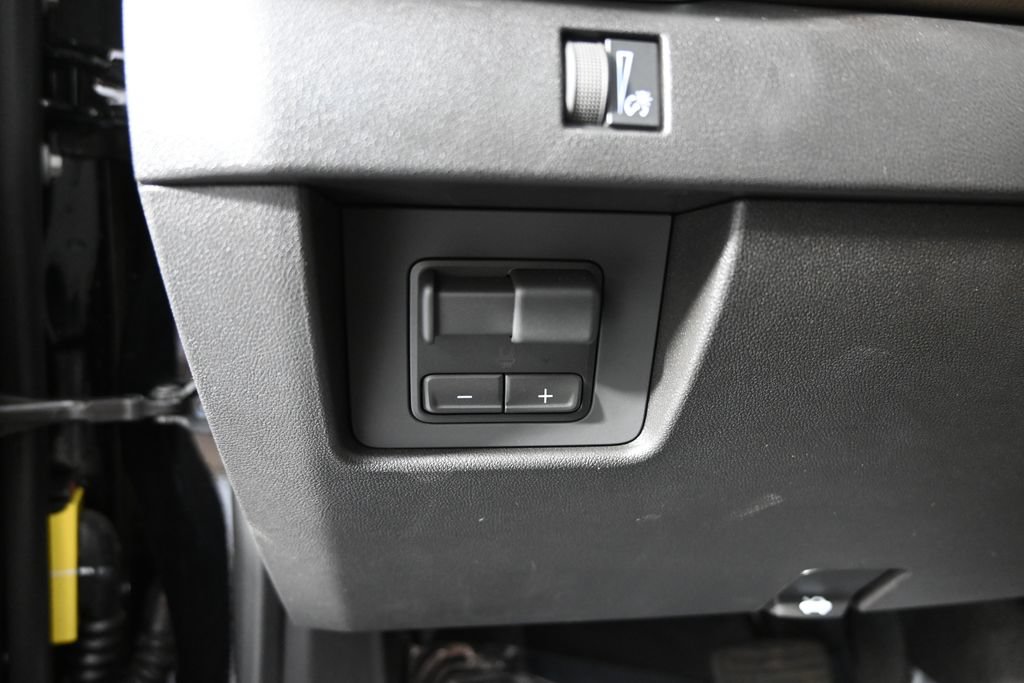 Used 2026 GMC Canyon Denali AWD/4WD image 24
