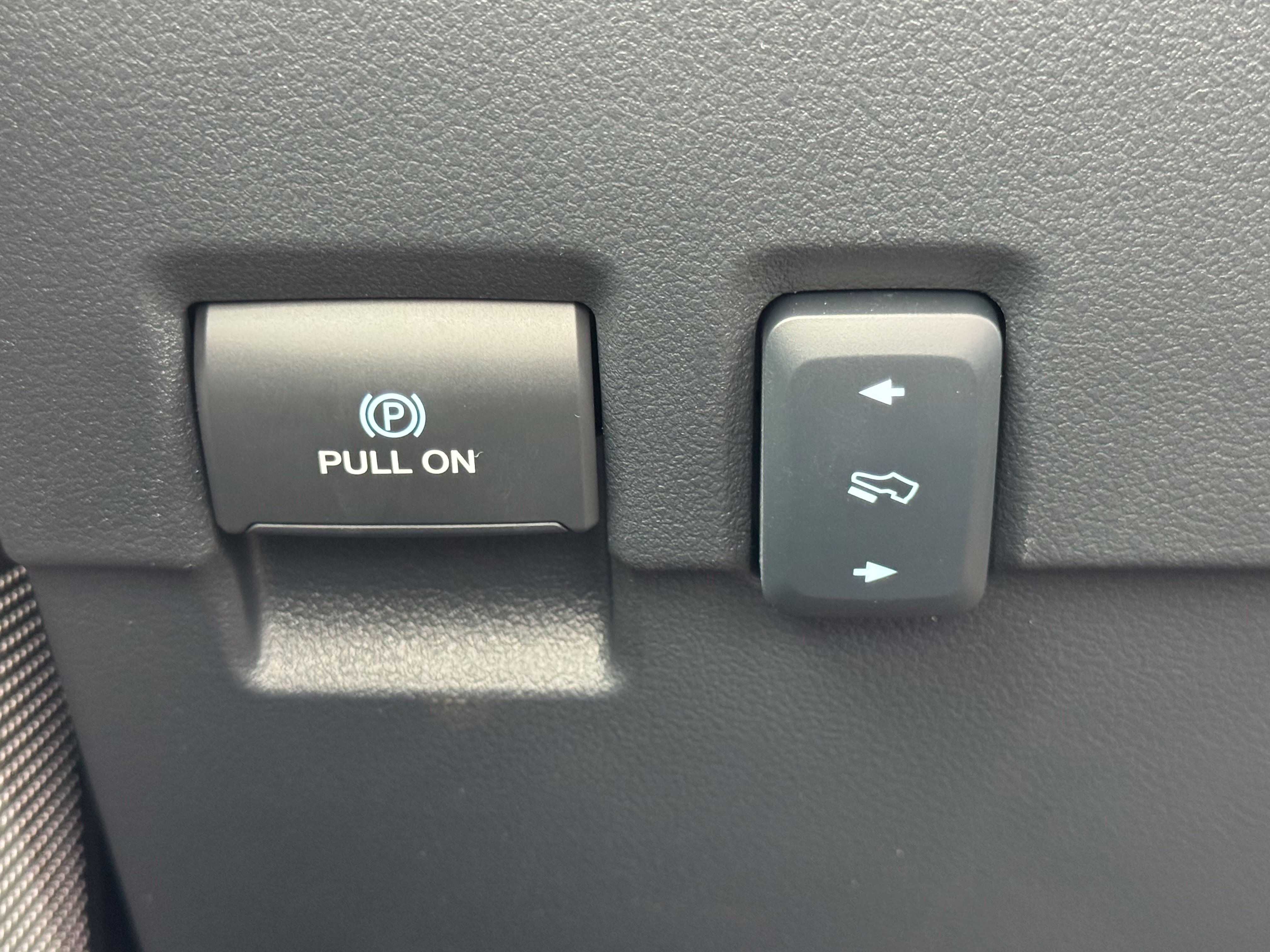 Used 2025 Ford F250 Lariat w/ Chrome Package AWD/4WD image 49