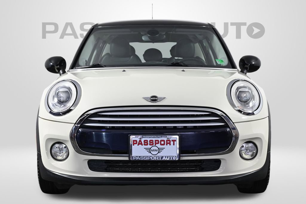 Used 2015 MINI Cooper 4-Door Hardtop FWD image 2