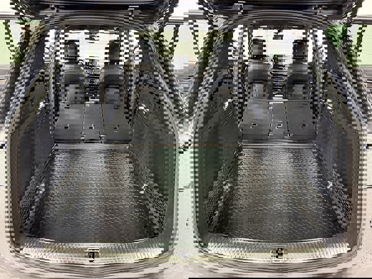 Used 2023 Audi SQ5 Premium Plus w/ Premium Plus Package image 35