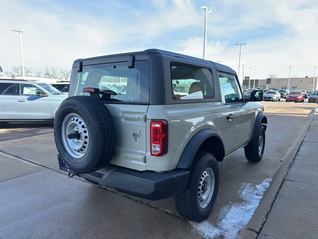 New 2025 Ford Bronco 2-Door image 5