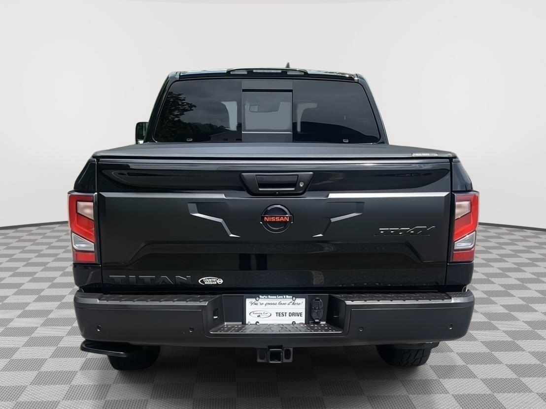 Used 2021 Nissan Titan PRO-4X w/ Pro-4x Convenience Package AWD/4WD image 4
