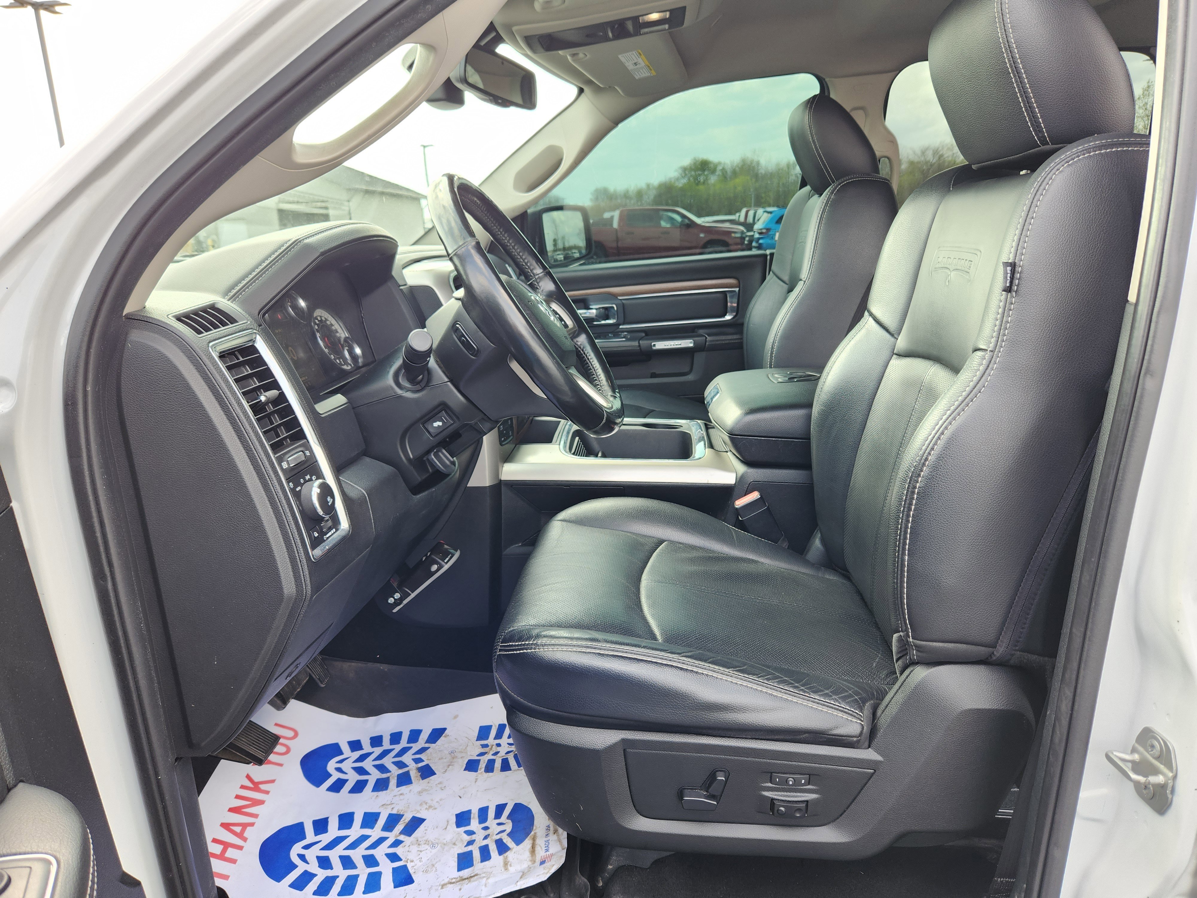 Used 2017 RAM 1500 Laramie w/ Convenience Group image 12