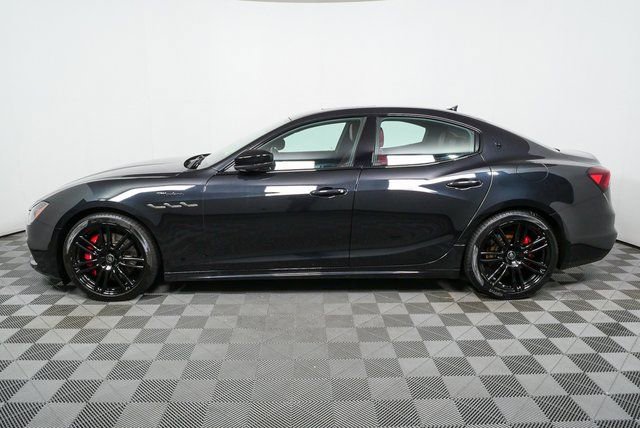 Used 2023 Maserati Ghibli Modena Q4 AWD/4WD image 33