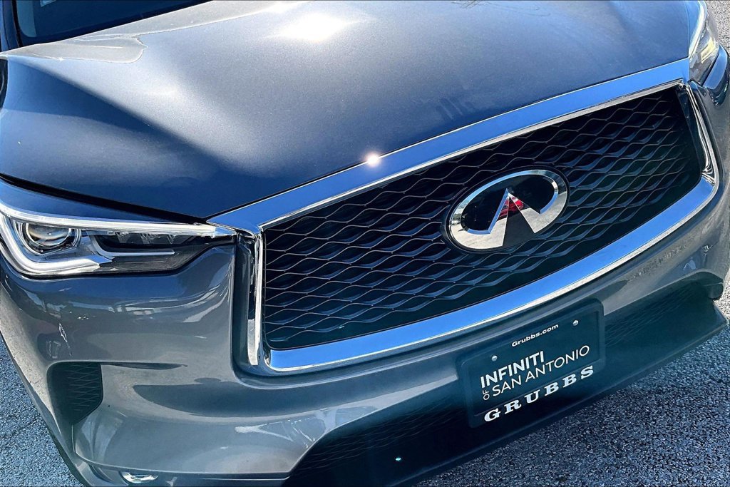 Used 2019 INFINITI QX50 Luxe w/ Navigation Package FWD image 37