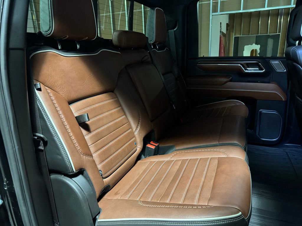 Used 2024 GMC Sierra 2500 Denali Ultimate w/ LPO, GMC Protection Package image 24