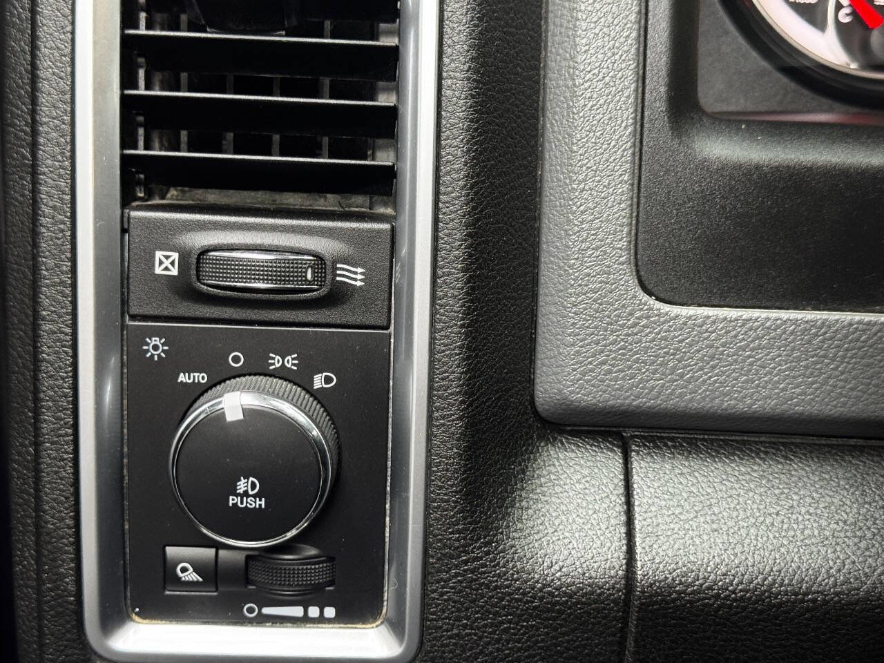 Used 2020 RAM 1500 Classic Warlock image 29