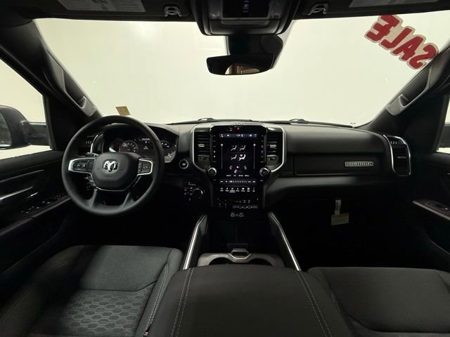New 2026 RAM 1500 4x4 Crew Cab image 17