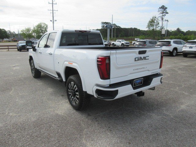 New 2026 GMC Sierra 2500 Denali Ultimate AWD/4WD image 7