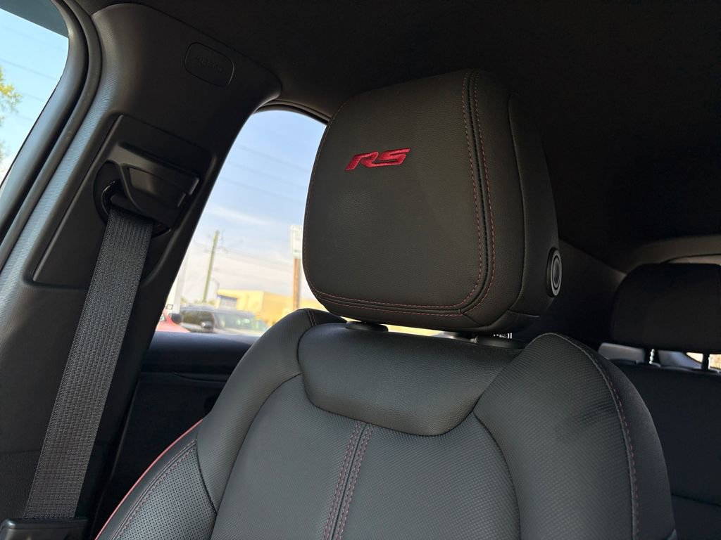 Used 2025 Chevrolet TrailBlazer RS w/ Convenience Package image 16