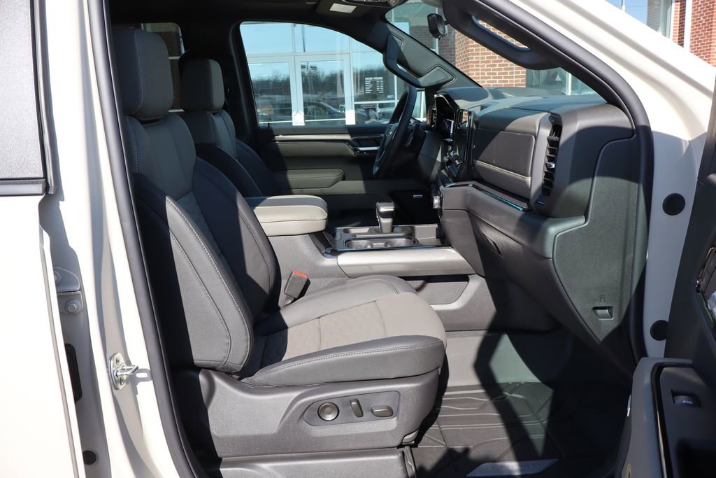 New 2026 Chevrolet Silverado 1500 ZR2 w/ LPO, Dark Essentials Package image 50