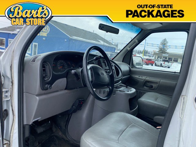 Used 2001 Ford E-250 and Econoline 250 RWD image 14