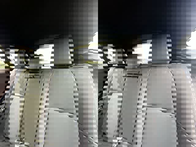 Used 2022 Toyota Venza XLE image 16