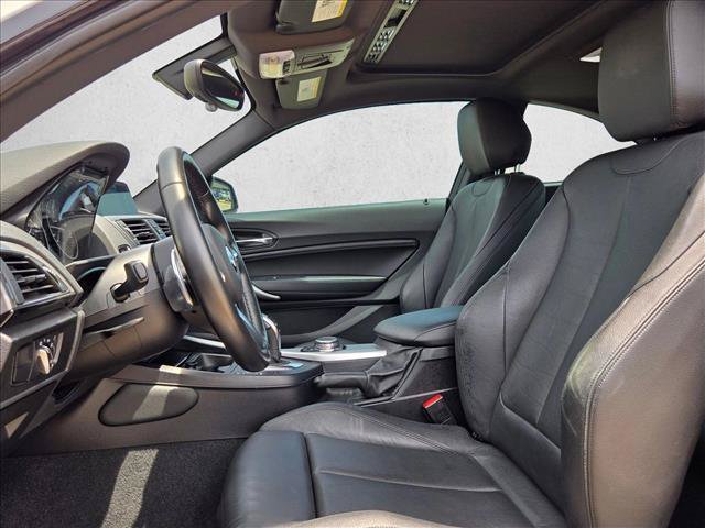 Used 2016 BMW M235i Coupe RWD image 11