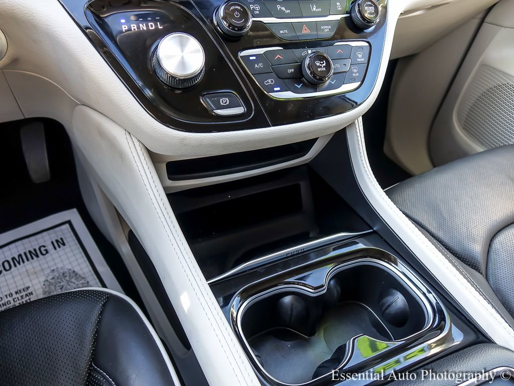 Used 2023 Chrysler Pacifica Limited image 29