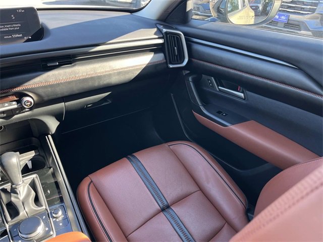 Used 2023 MAZDA CX-50 Meridian Edition w/ Apex Package image 16