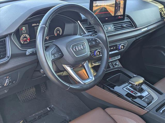 Used 2021 Audi Q5 2.0T Premium Plus w/ Premium Plus Package AWD/4WD image 10