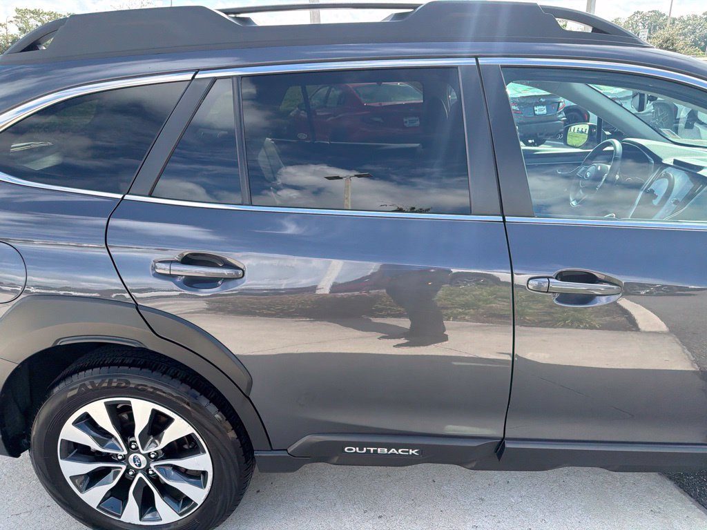 Certified 2024 Subaru Outback Onyx Edition AWD/4WD image 13