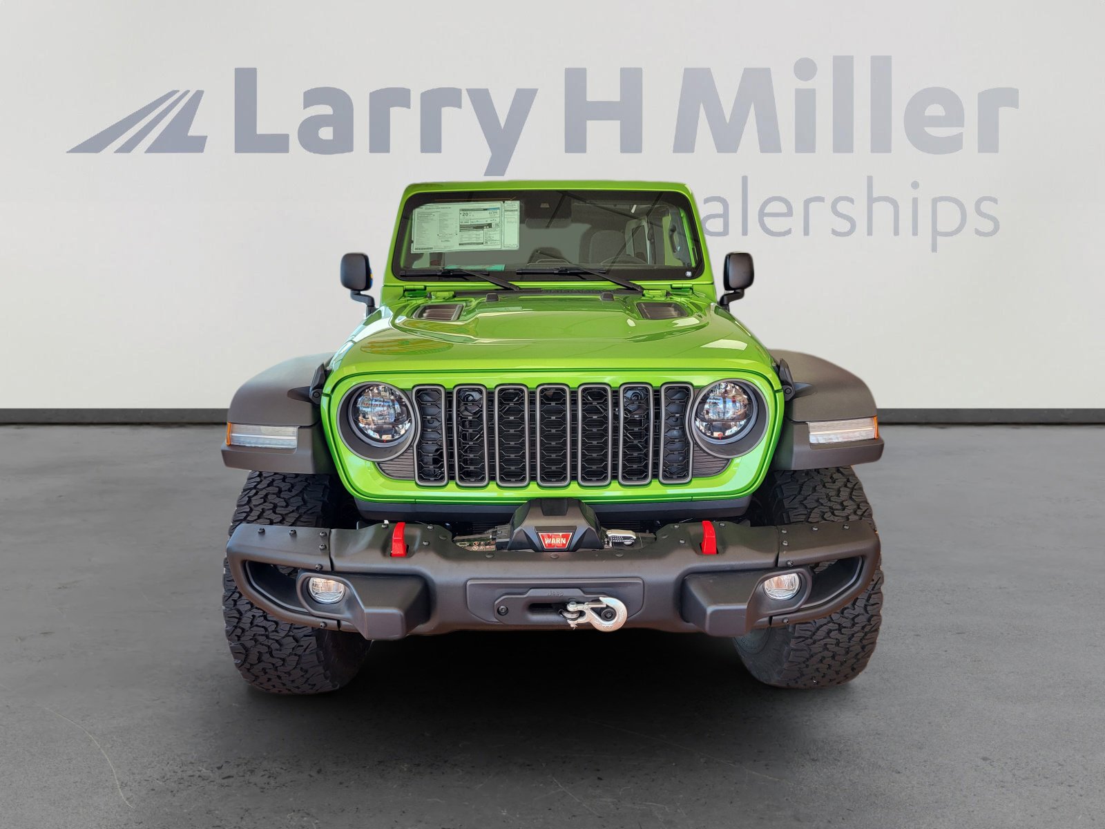 New 2025 Jeep Wrangler Unlimited Rubicon w/ XTREMEE 35" Tire Package image 9