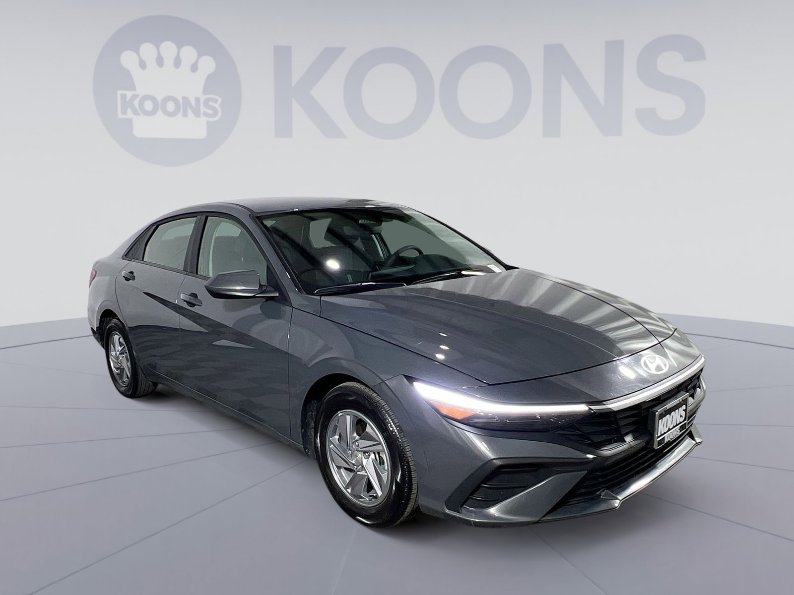Used 2024 Hyundai Elantra SE image 10