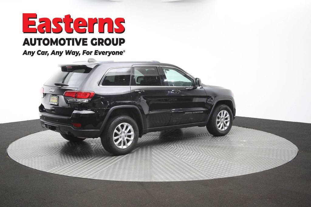 Used 2021 Jeep Grand Cherokee Laredo AWD/4WD image 44