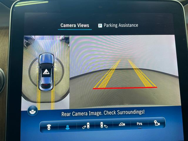 Used 2024 Mercedes-Benz GLC 300 4MATIC image 28