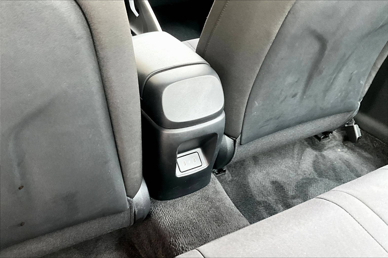 Used 2025 Hyundai Elantra Sport FWD image 11