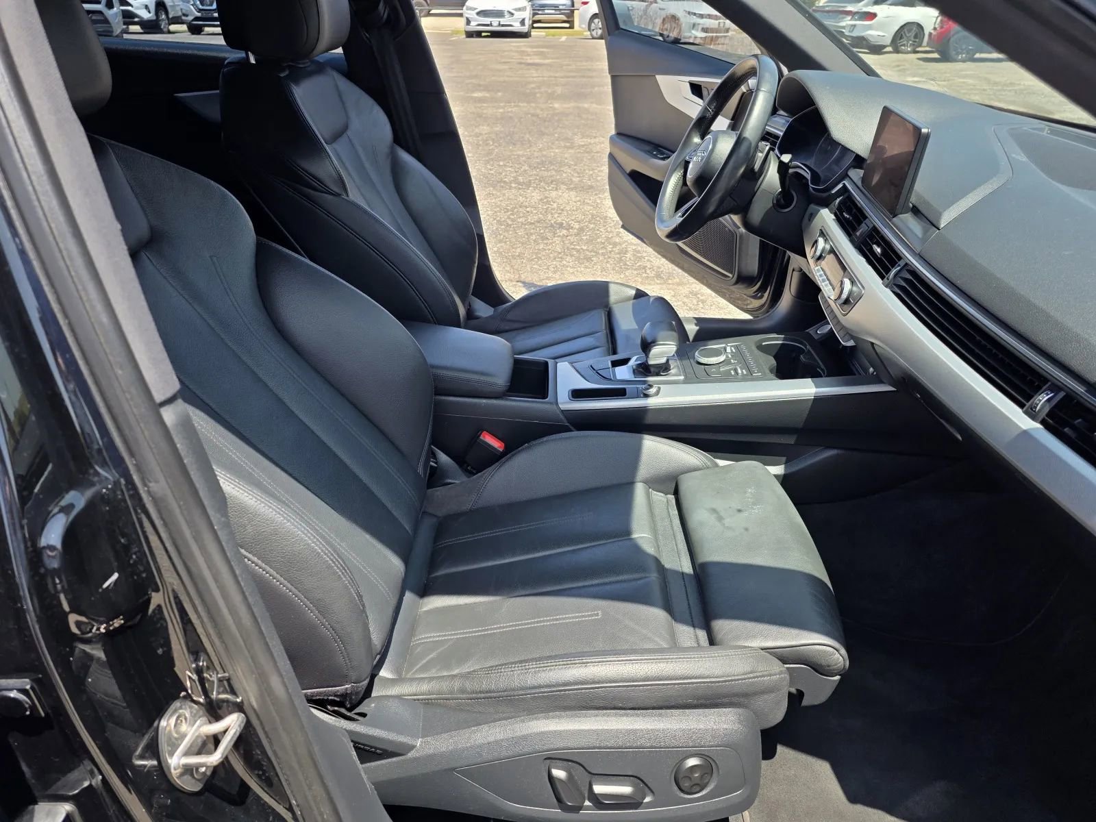 Used 2017 Audi A4 2.0T Premium Plus w/ Premium Plus Package FWD image 17