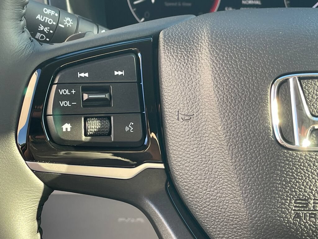 New 2026 Honda Odyssey Touring image 15