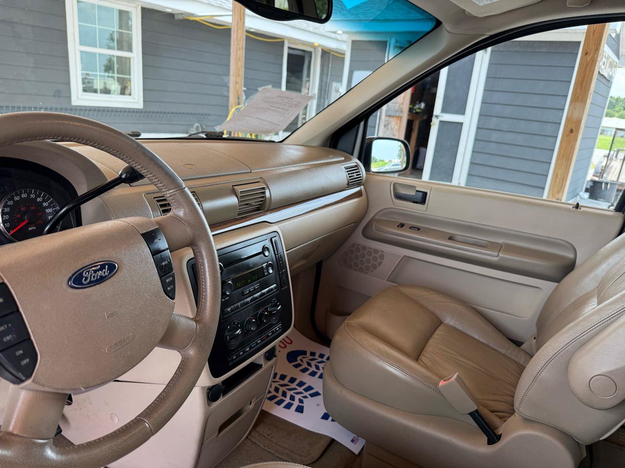Used 2005 Ford Freestar SEL FWD image 22