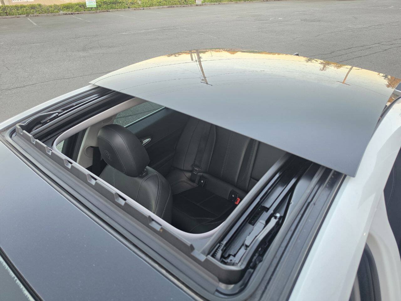 Used 2018 Alfa Romeo Giulia RWD image 44