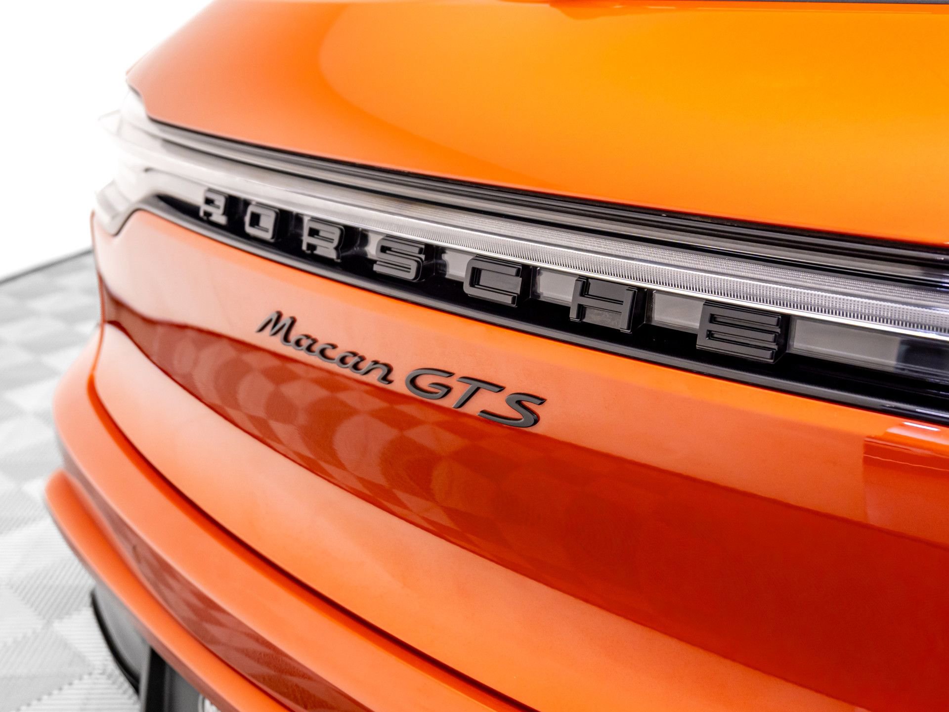 Certified 2022 Porsche Macan GTS image 30