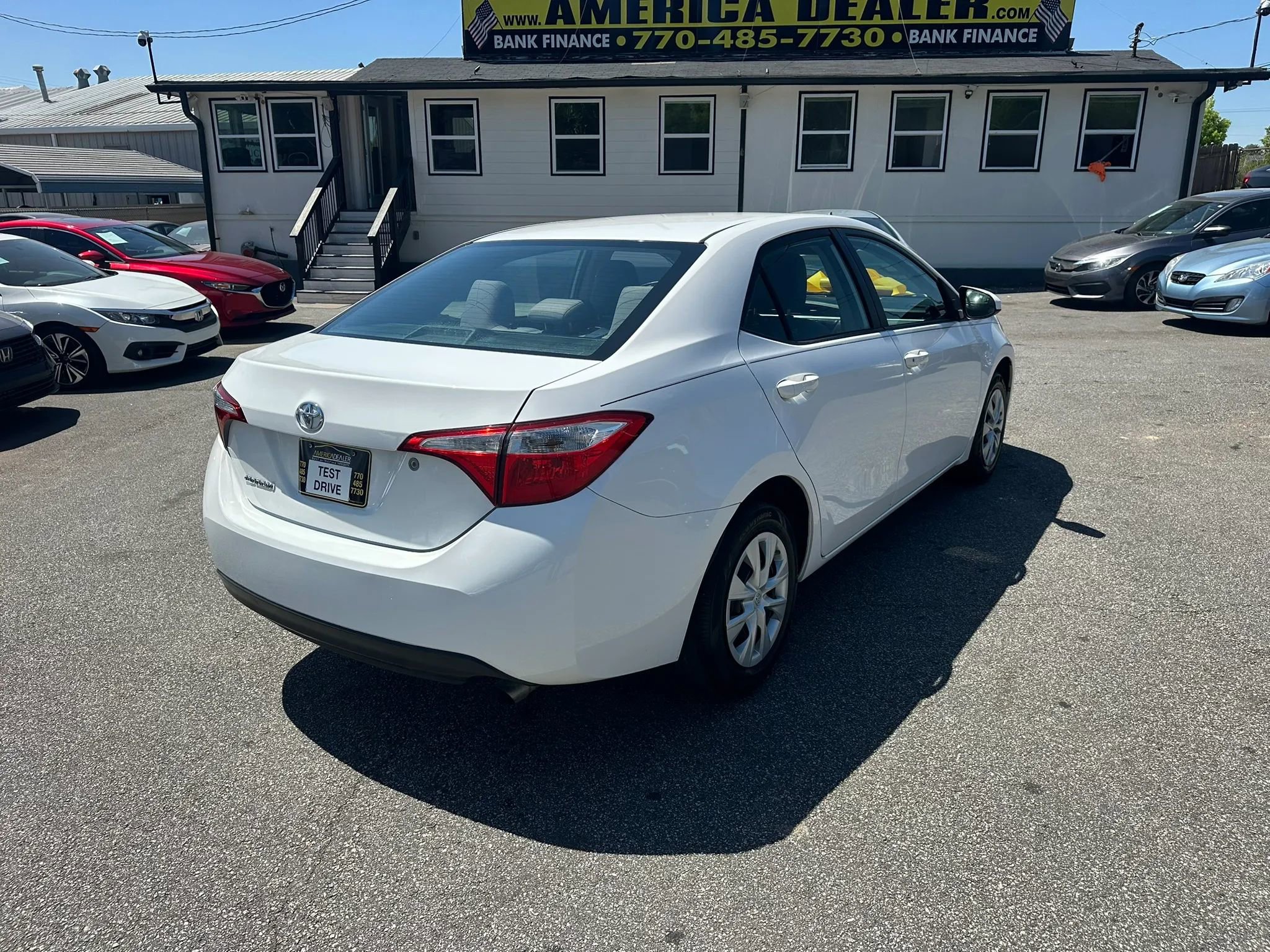 Used 2015 Toyota Corolla L image 8
