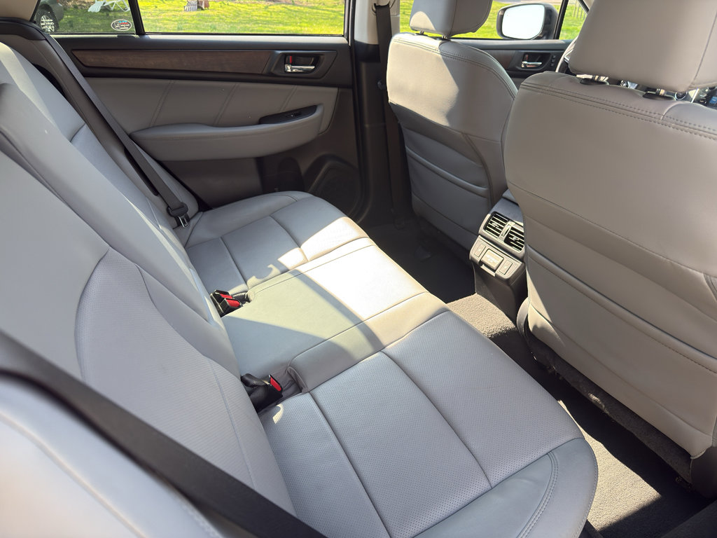Used 2018 Subaru Outback 2.5i Limited image 30