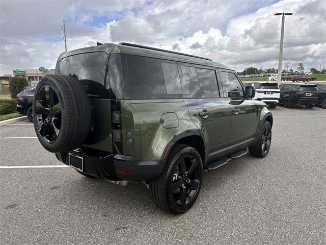 New 2026 Land Rover Defender 110 S image 6