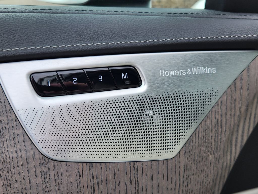 Used 2023 Volvo XC90 T8 Ultimate image 26