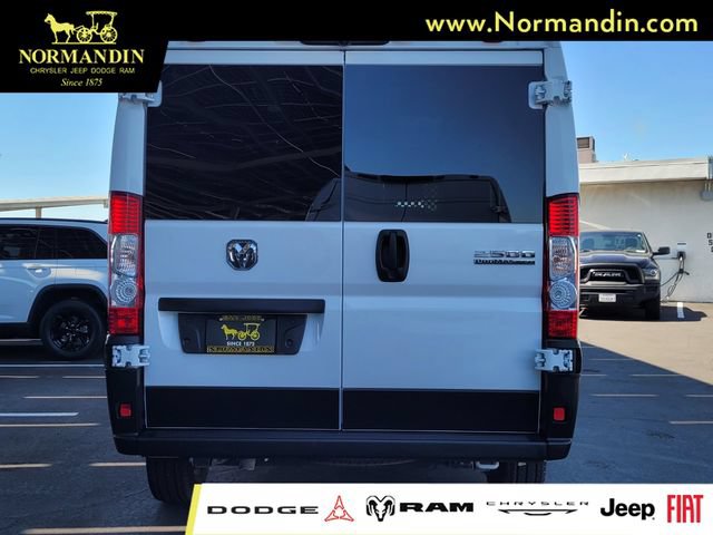 Used 2025 RAM ProMaster 2500 w/ U-Haul Equipment Group FWD image 5