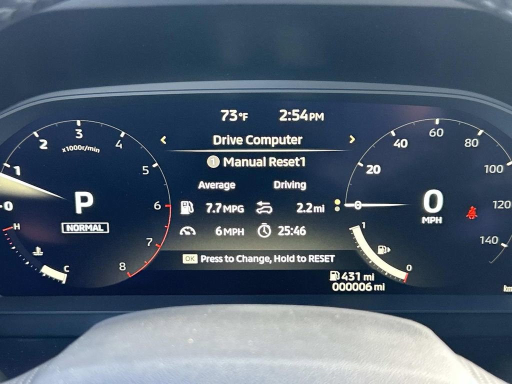 New 2025 Mitsubishi Outlander SE image 32